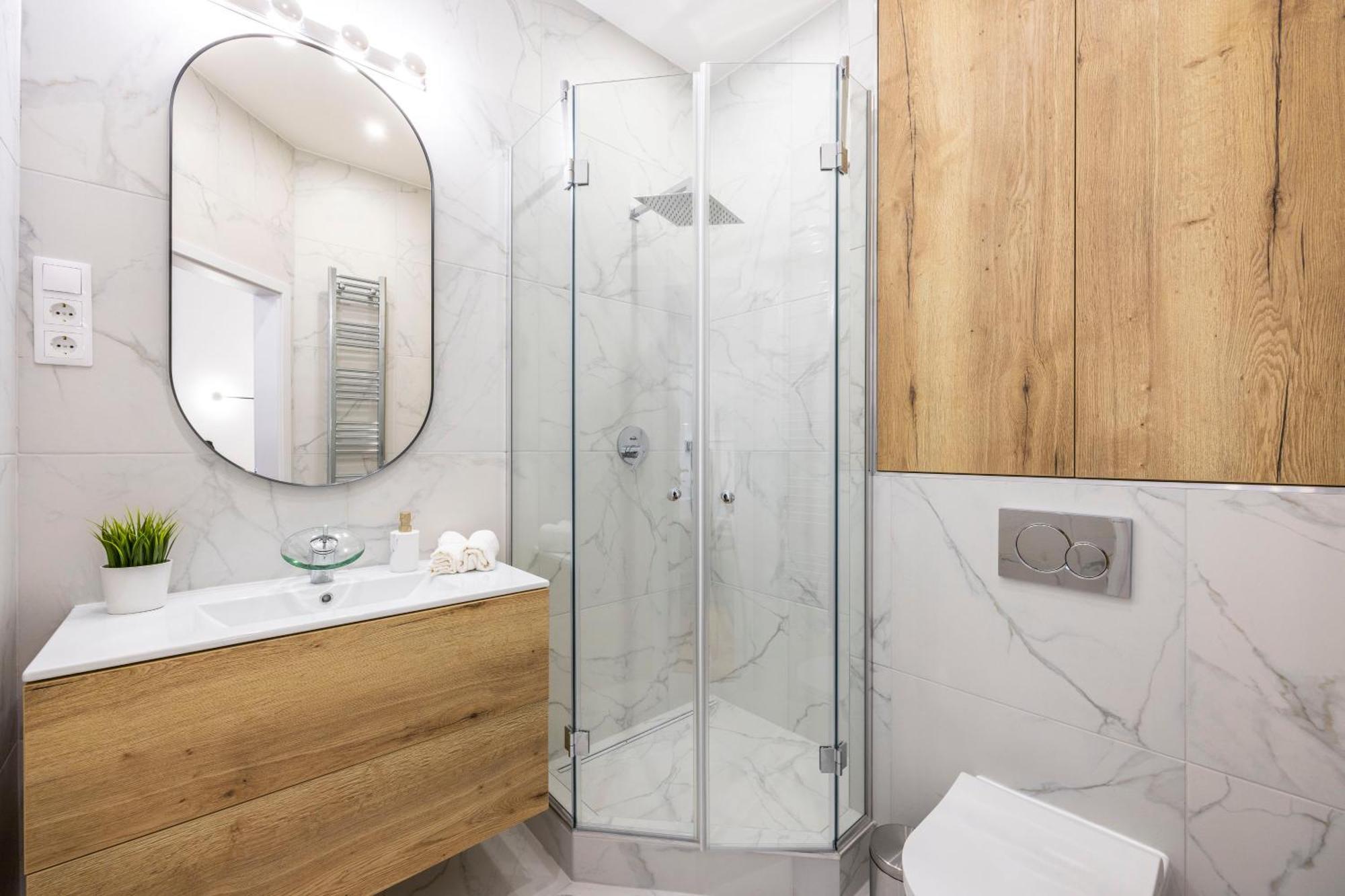 Luxurious Central 4Bedrm 3Bathrm Residence W/ Balcony Budapest Bagian luar foto