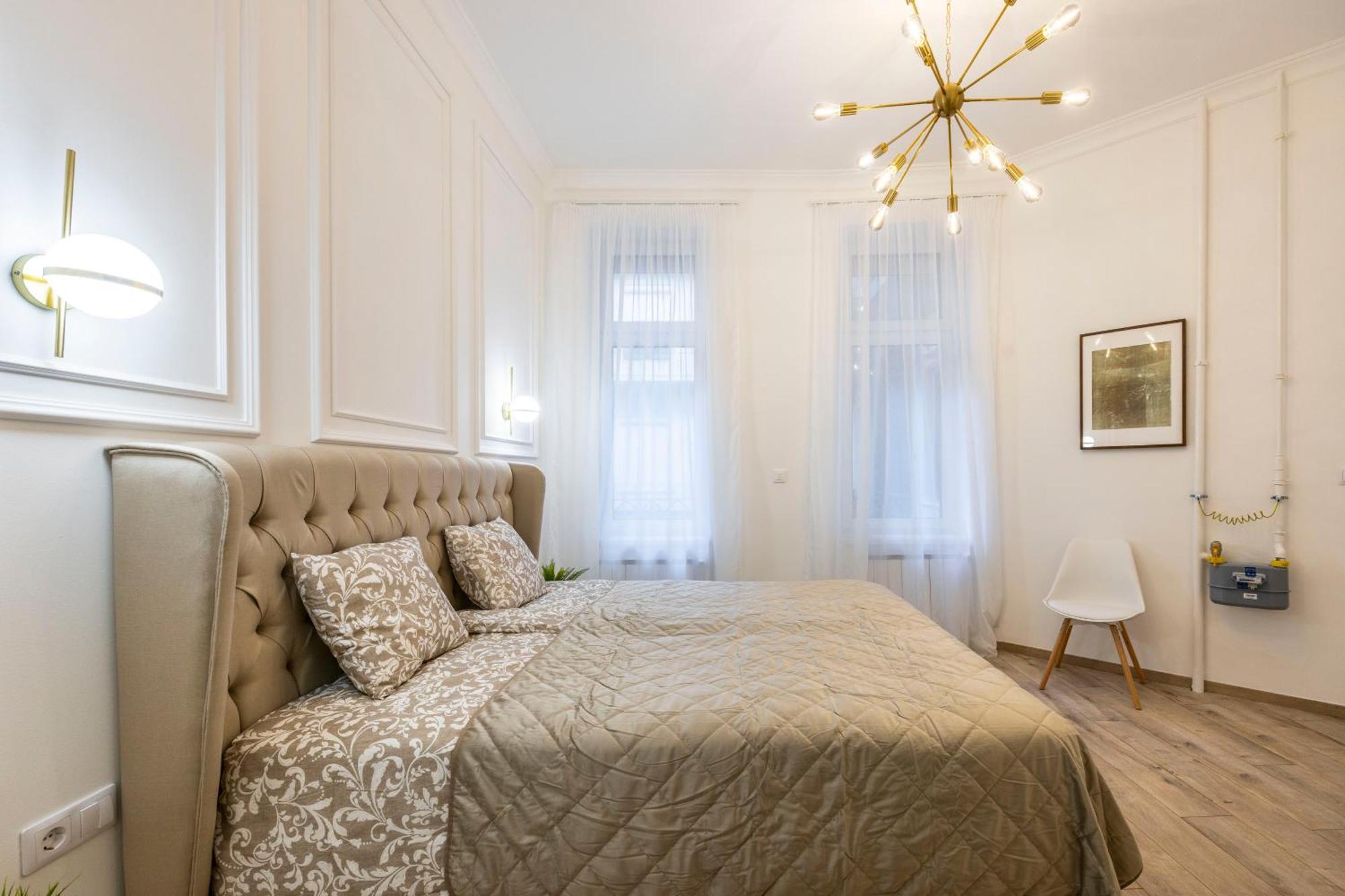 Luxurious Central 4Bedrm 3Bathrm Residence W/ Balcony Budapest Bagian luar foto