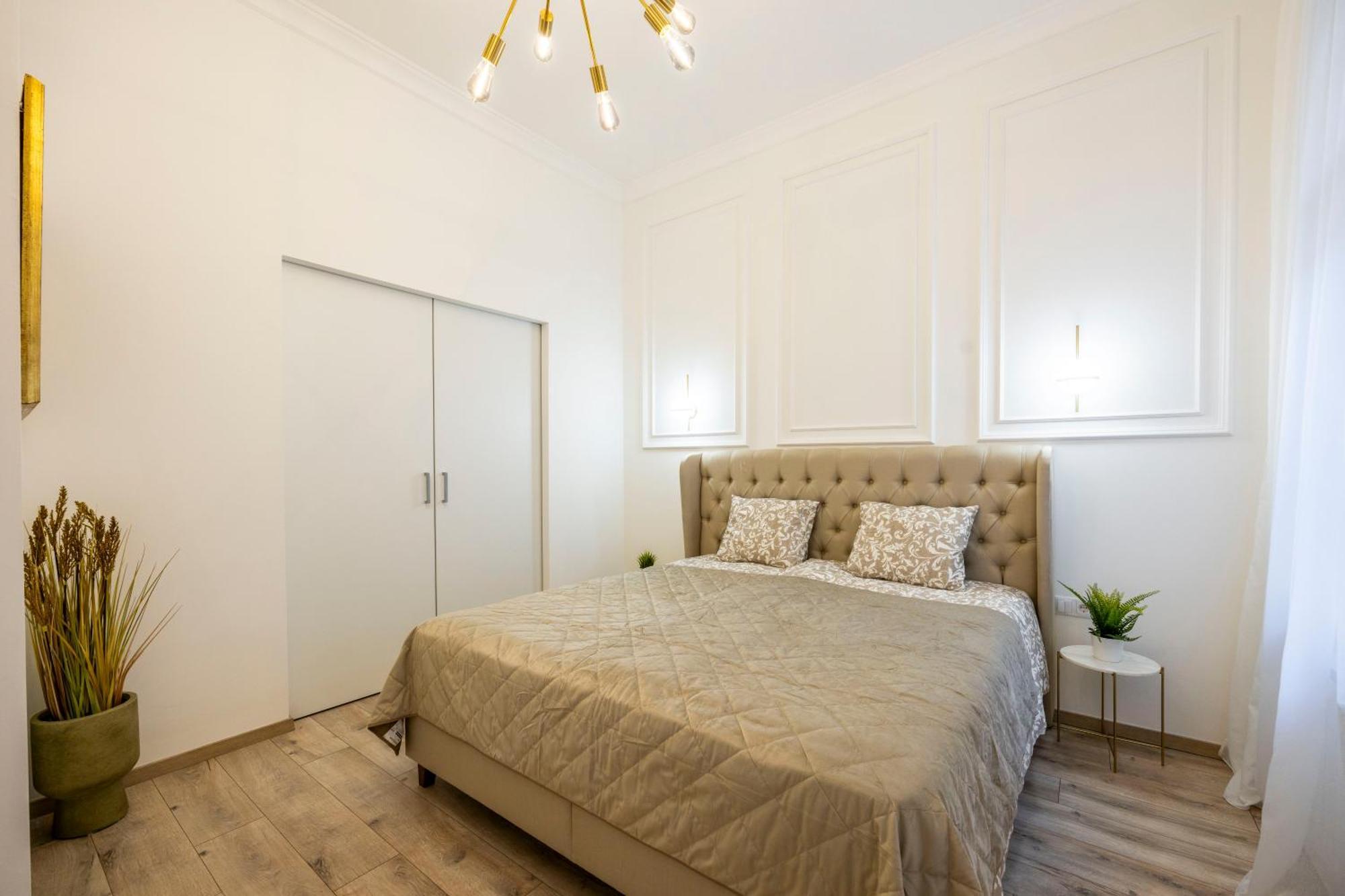 Luxurious Central 4Bedrm 3Bathrm Residence W/ Balcony Budapest Bagian luar foto